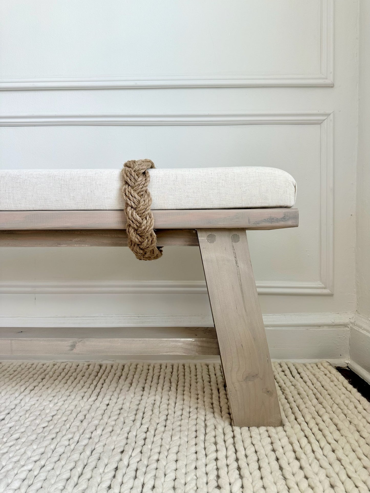 The Farmhouse Rope Bench