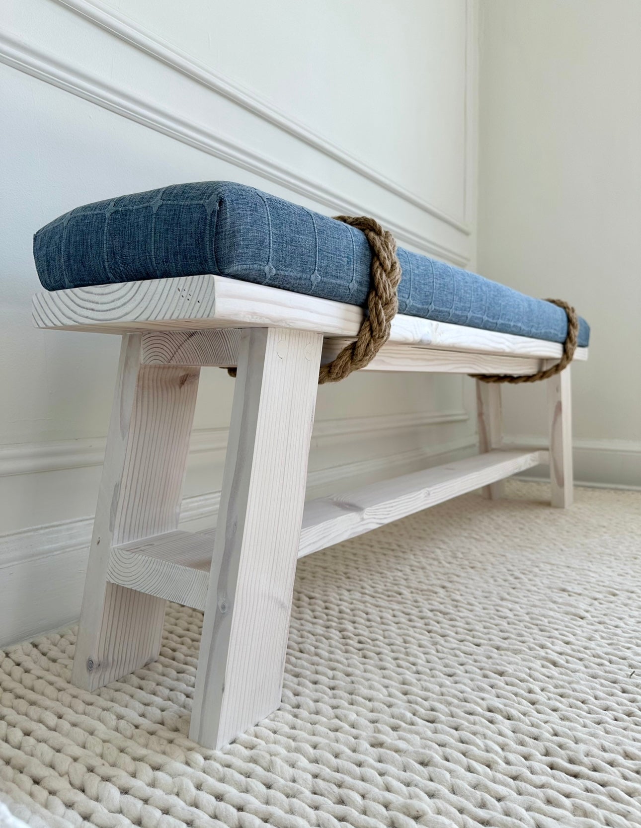 The Farmhouse Rope Bench