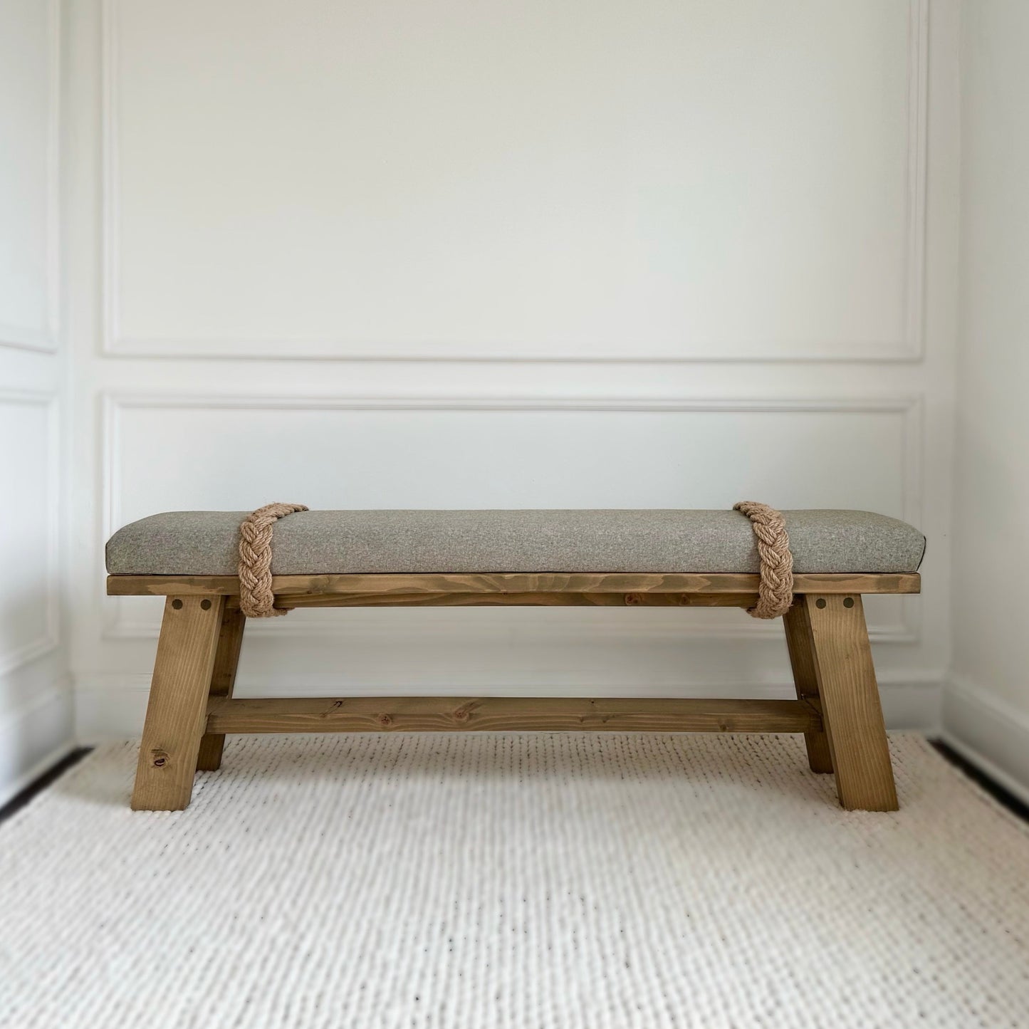 Farmhouse Rope Bench | 'American Wheat'